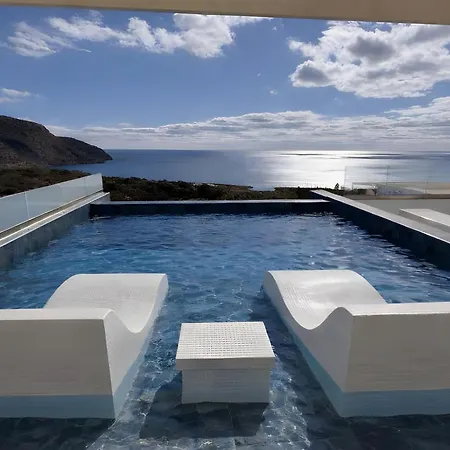 Villa Aqua Blue Amoopi