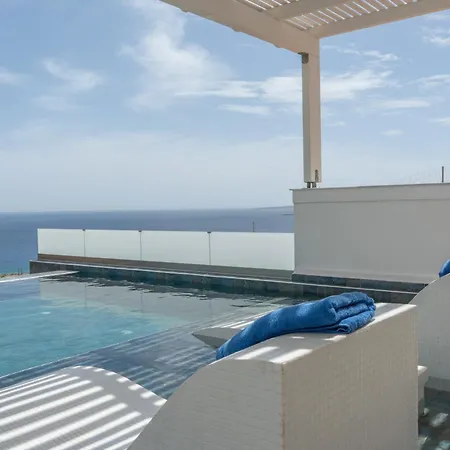 Villa Aqua Blue Amoopi