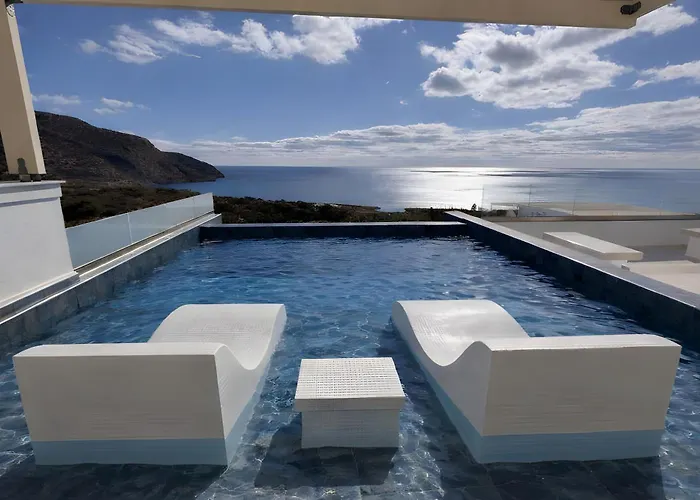 Villa Aqua Blue Amoopi