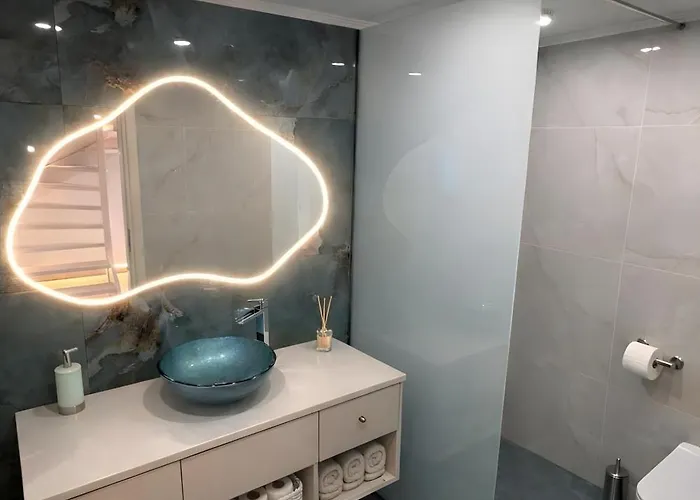 Villa Aqua Blue